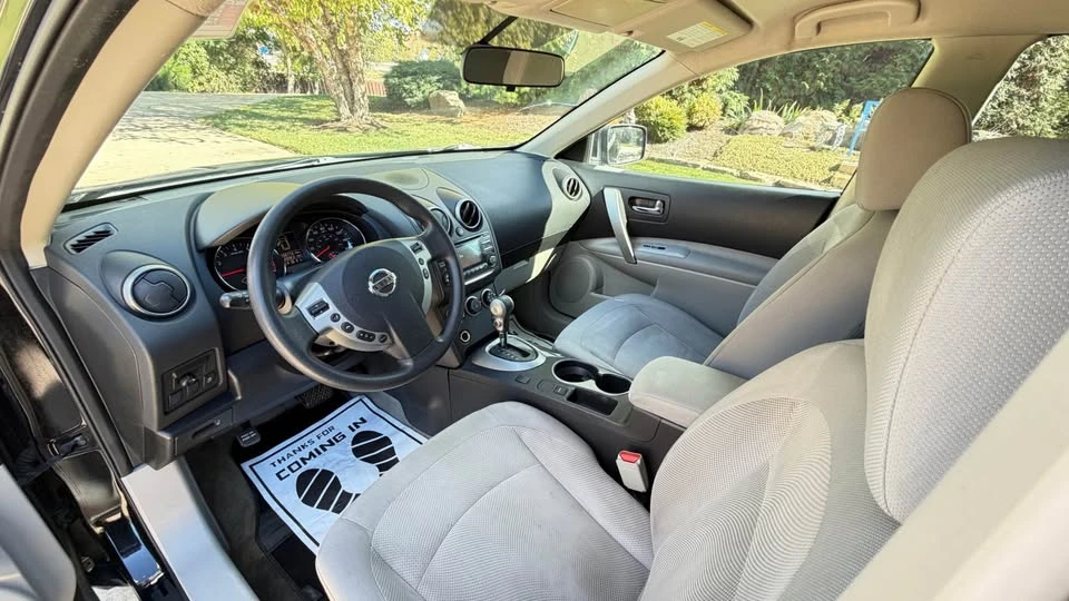 2014 Nissan Rogue - Image 5 of 8
