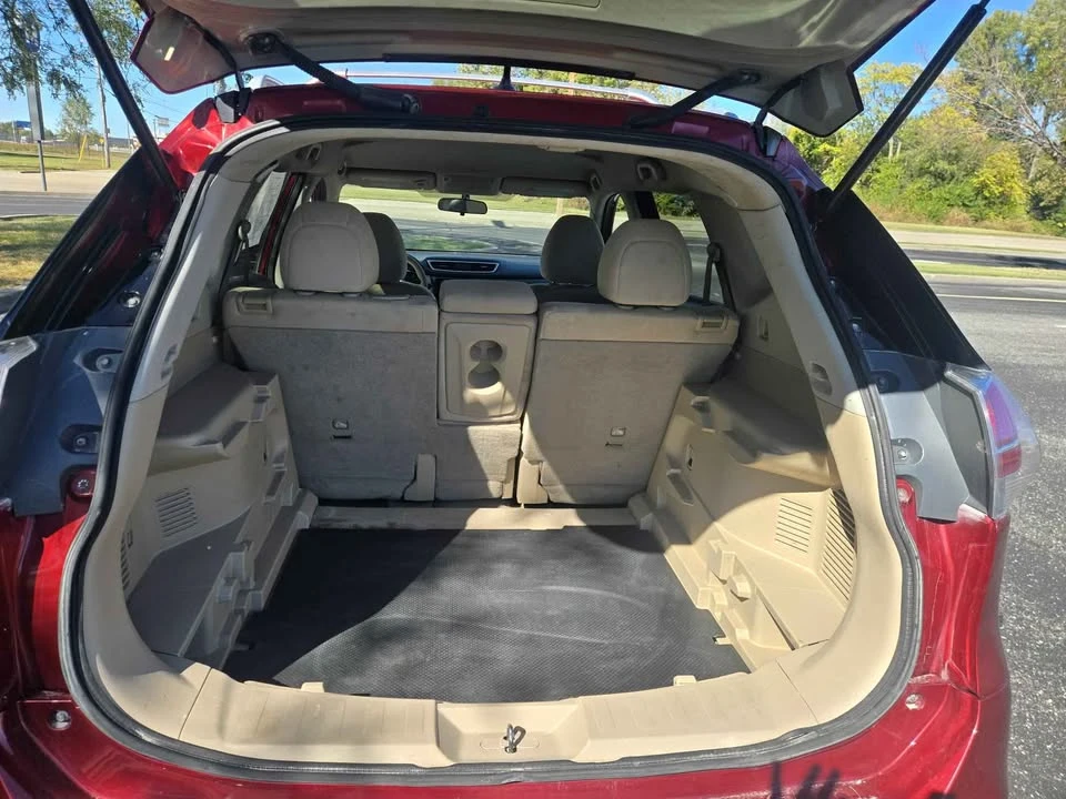 2014 Nissan Rogue - Image 5 of 11