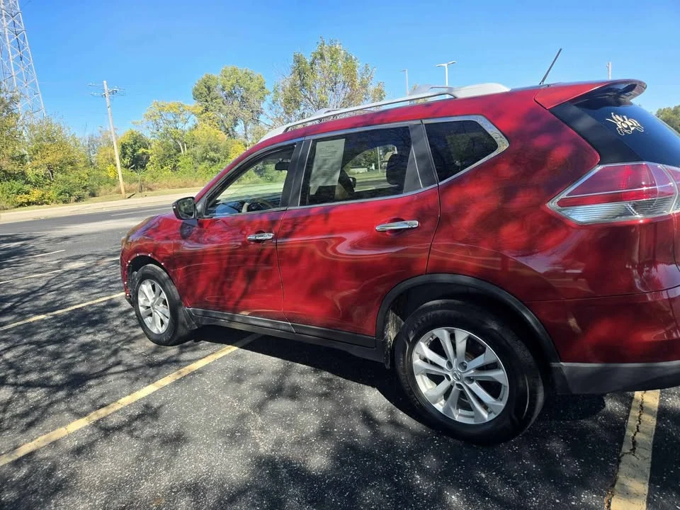 2014 Nissan Rogue - Image 6 of 11