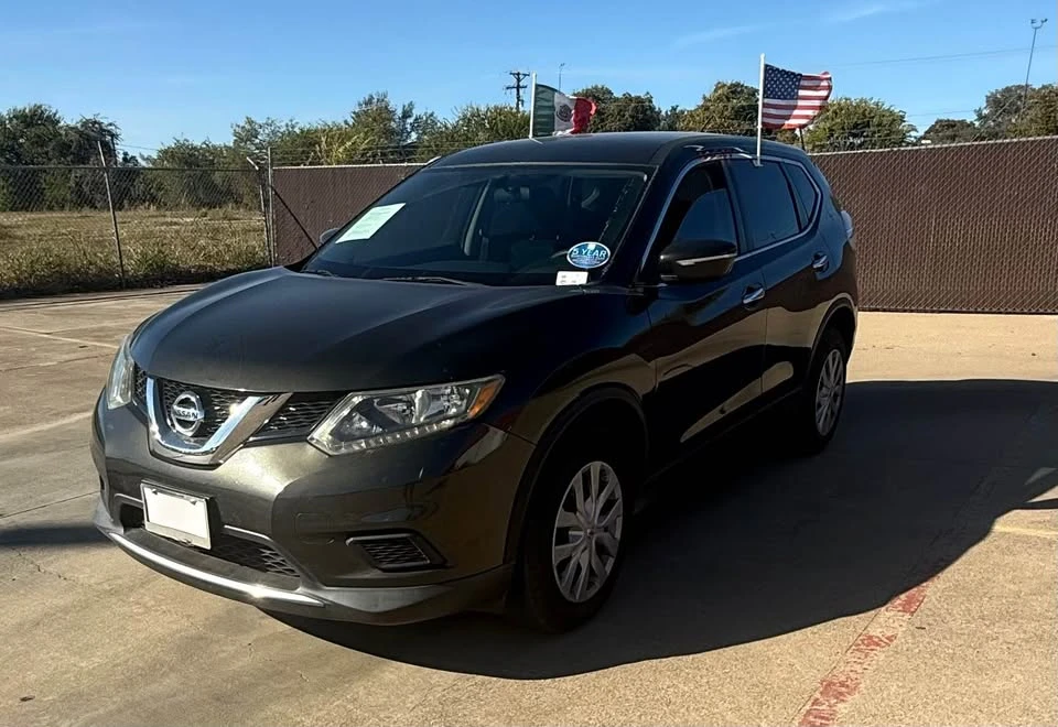 2014 Nissan Rogue - Image 3 of 18