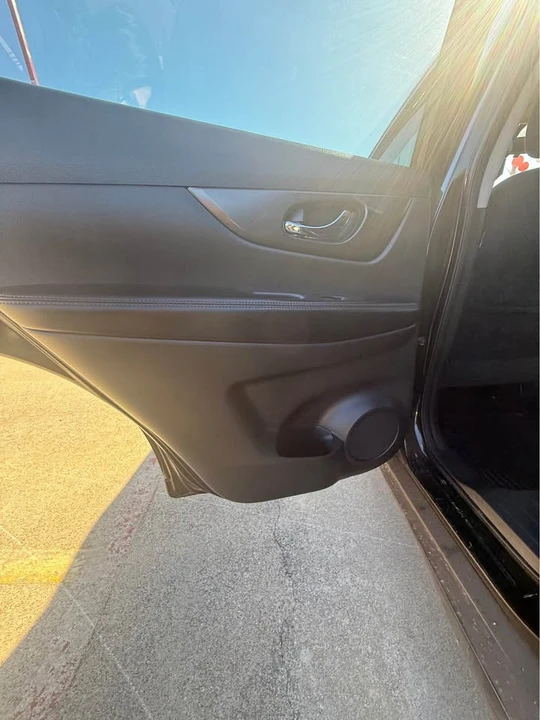 2014 Nissan Rogue - Image 18 of 18