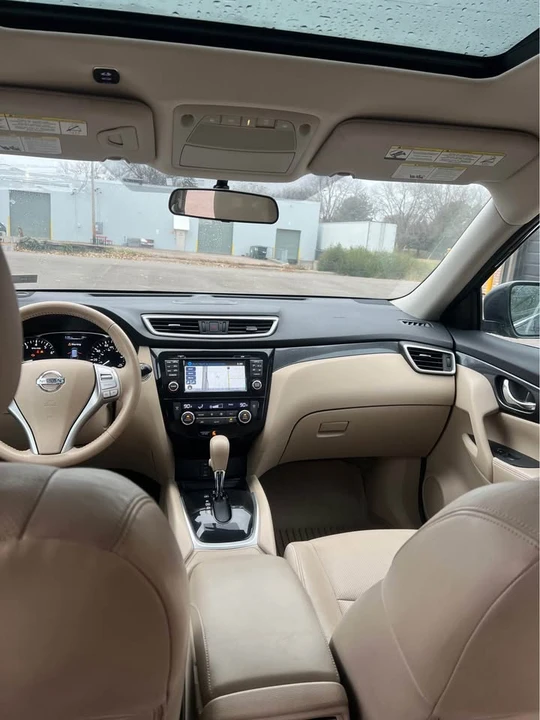 2014 Nissan Rogue - Image 11 of 14