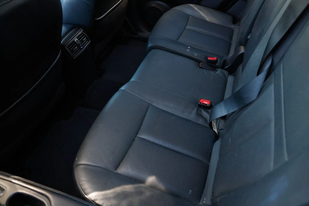 2014 Nissan Rogue - Image 10 of 12