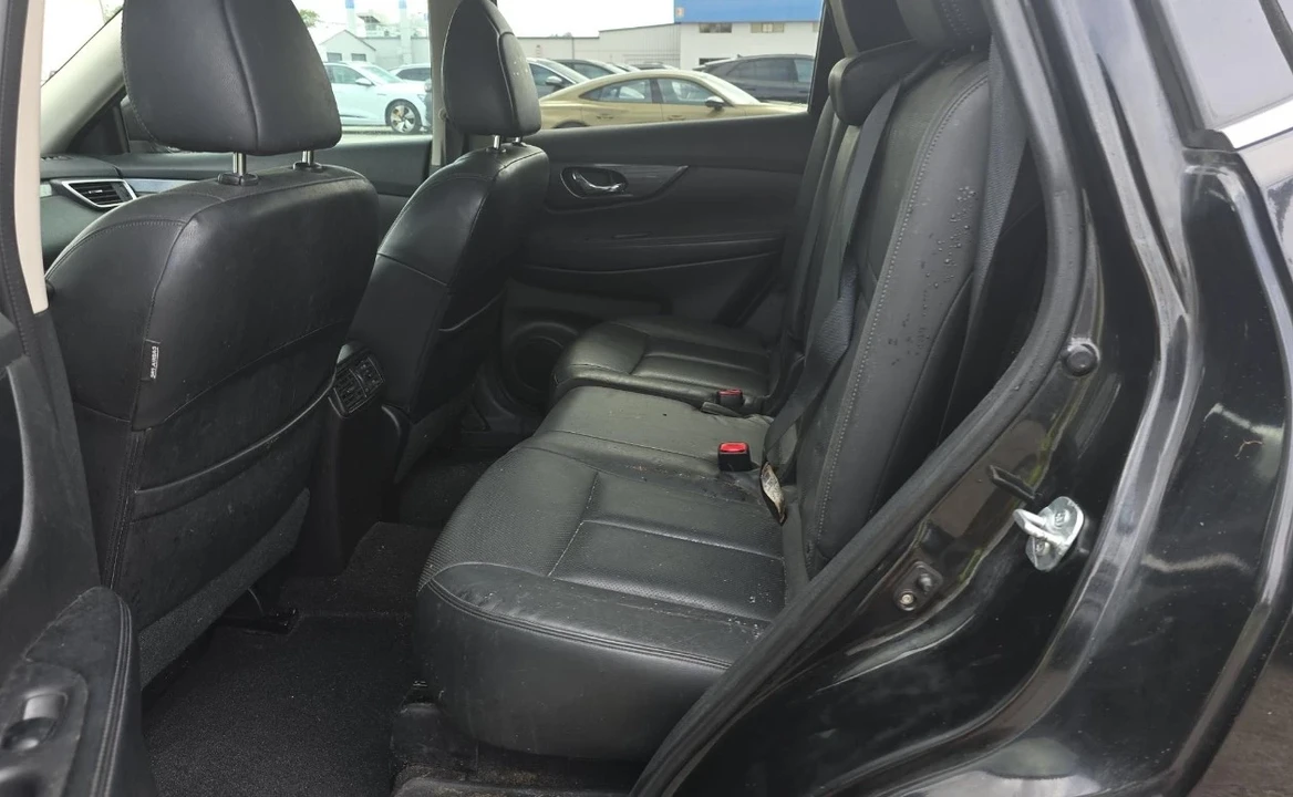 2014 Nissan Rogue - Image 12 of 12