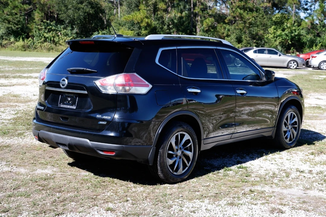2014 Nissan Rogue - Image 11 of 12