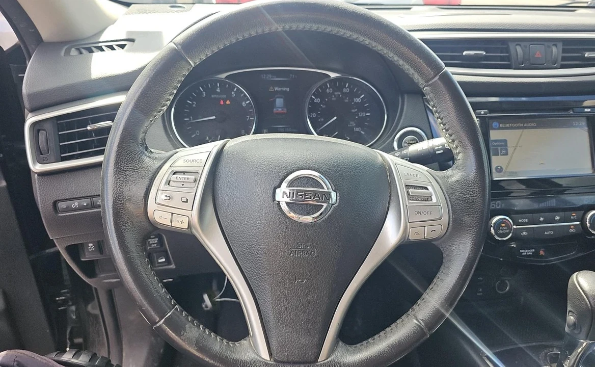 2014 Nissan Rogue - Image 9 of 12