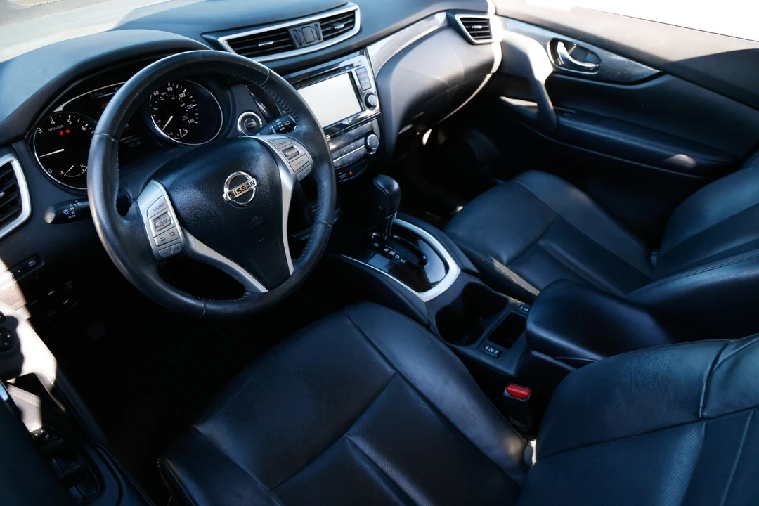 2014 Nissan Rogue - Image 4 of 12