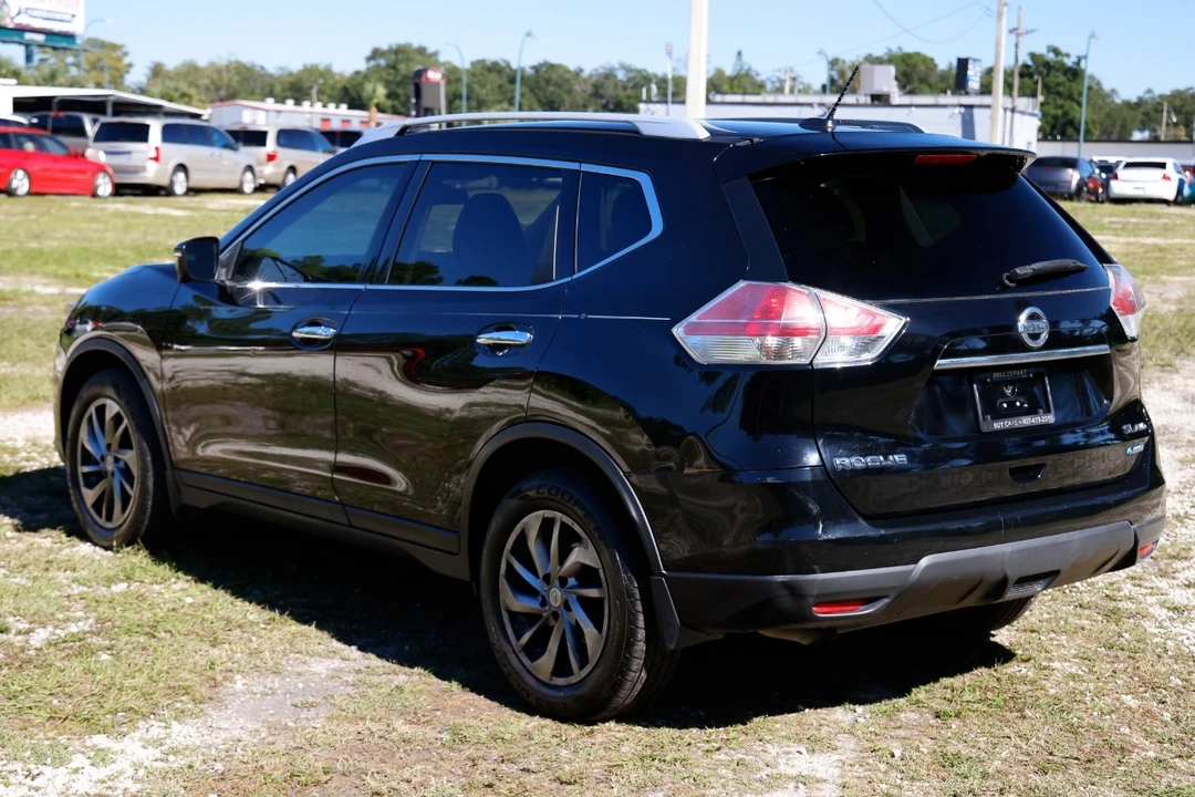 2014 Nissan Rogue - Image 5 of 12
