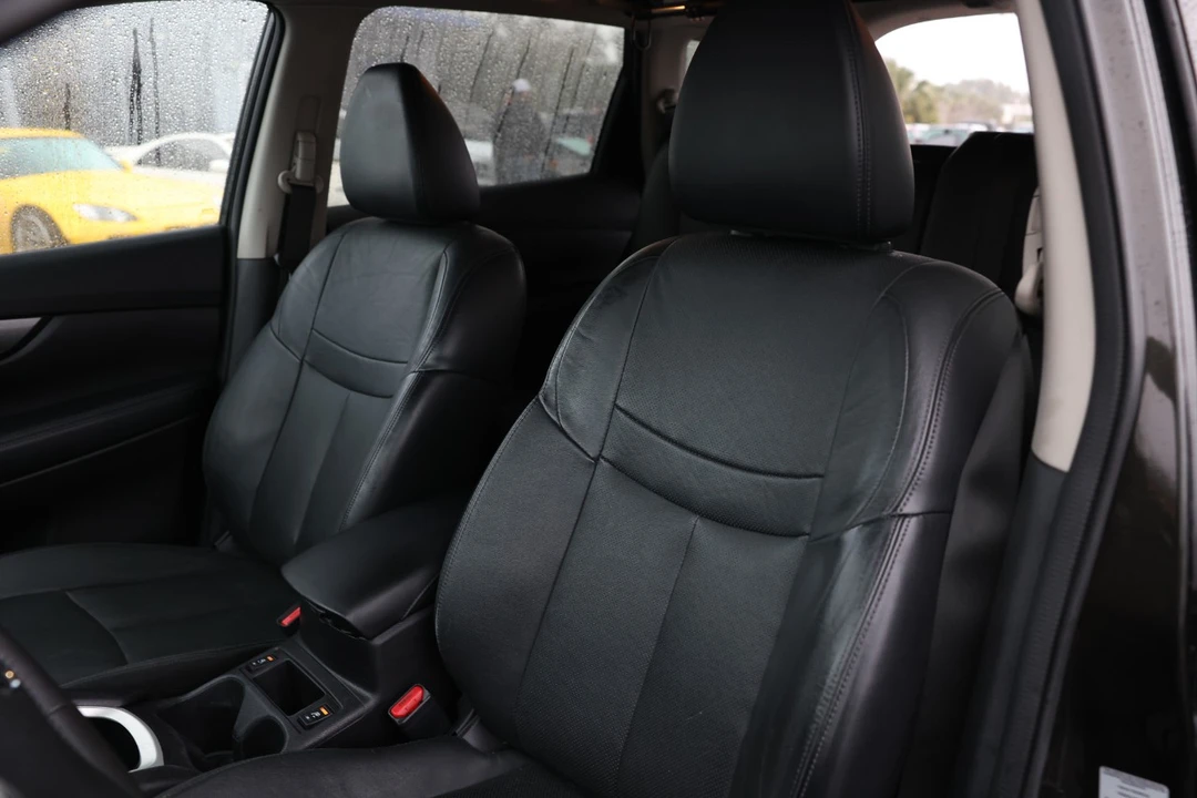 2014 Nissan Rogue - Image 6 of 12