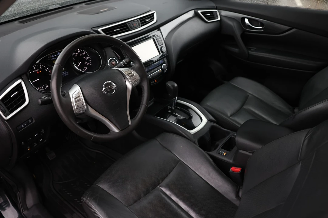 2014 Nissan Rogue - Image 4 of 12