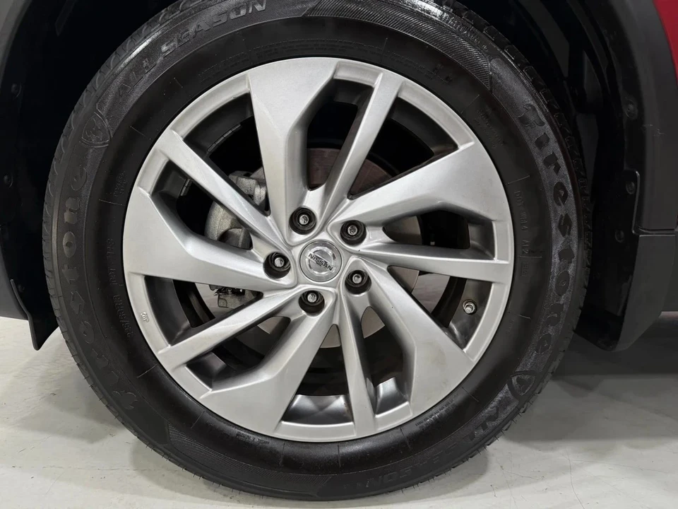 2014 Nissan Rogue - Image 15 of 16