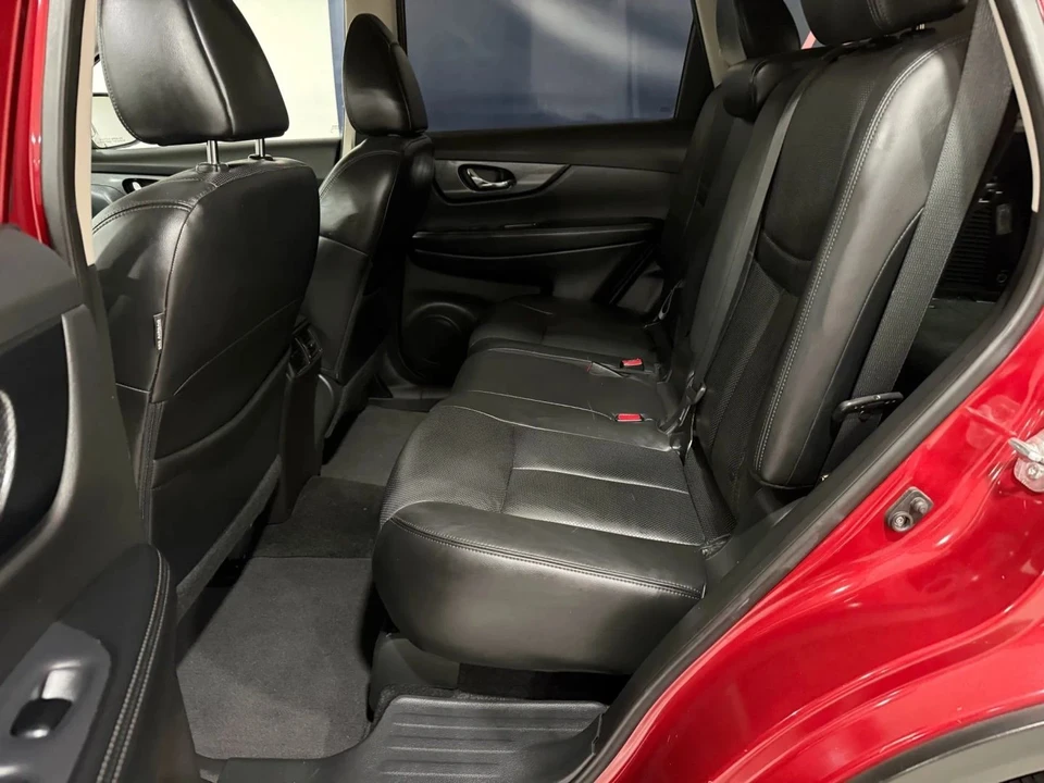 2014 Nissan Rogue - Image 8 of 16