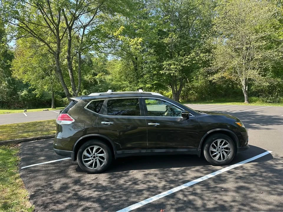 2014 Nissan Rogue - Image 8 of 20