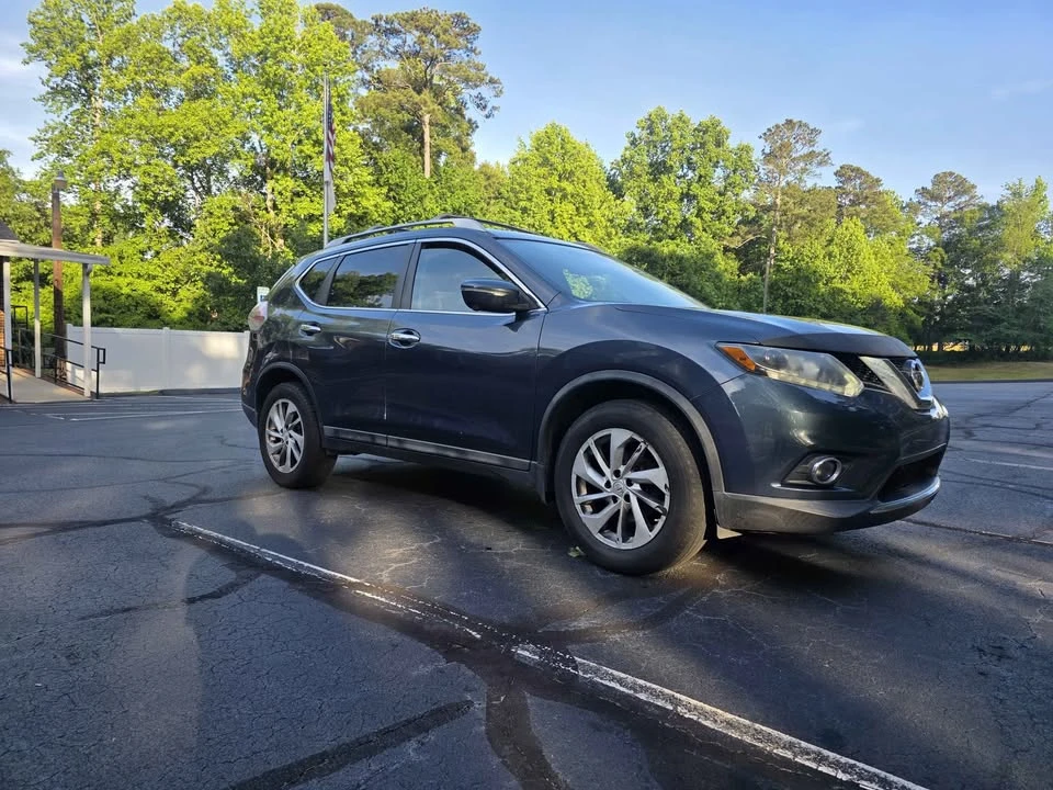 2014 Nissan Rogue - Image 2 of 16