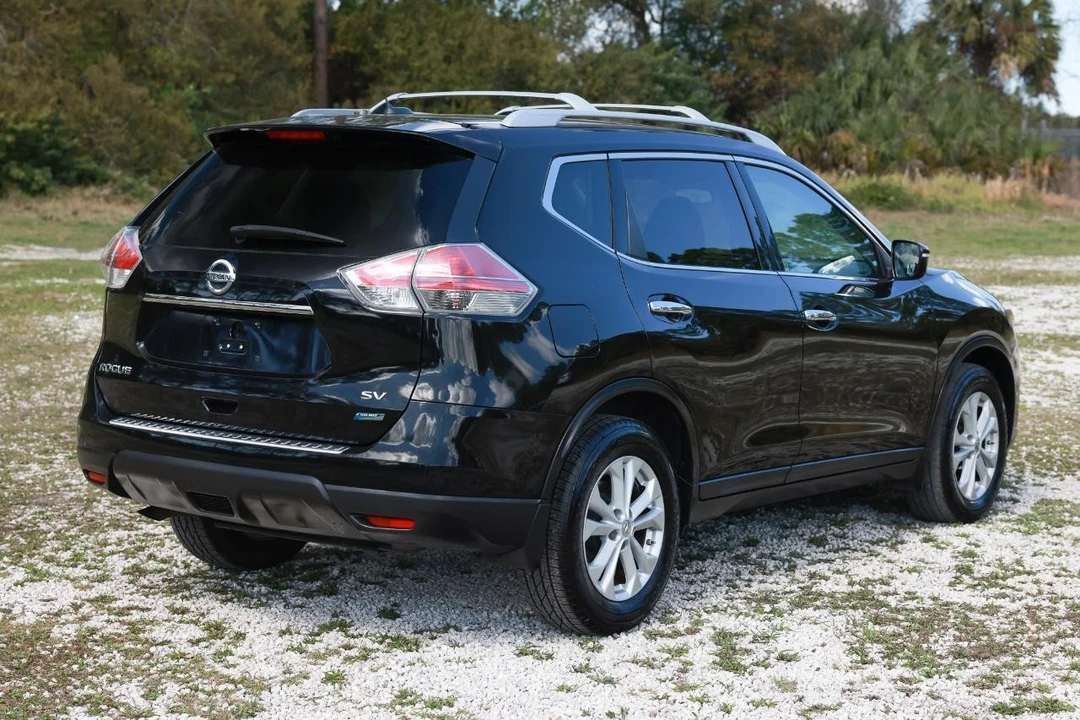 2014 Nissan Rogue - Image 11 of 12