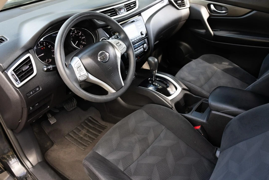 2014 Nissan Rogue - Image 4 of 21