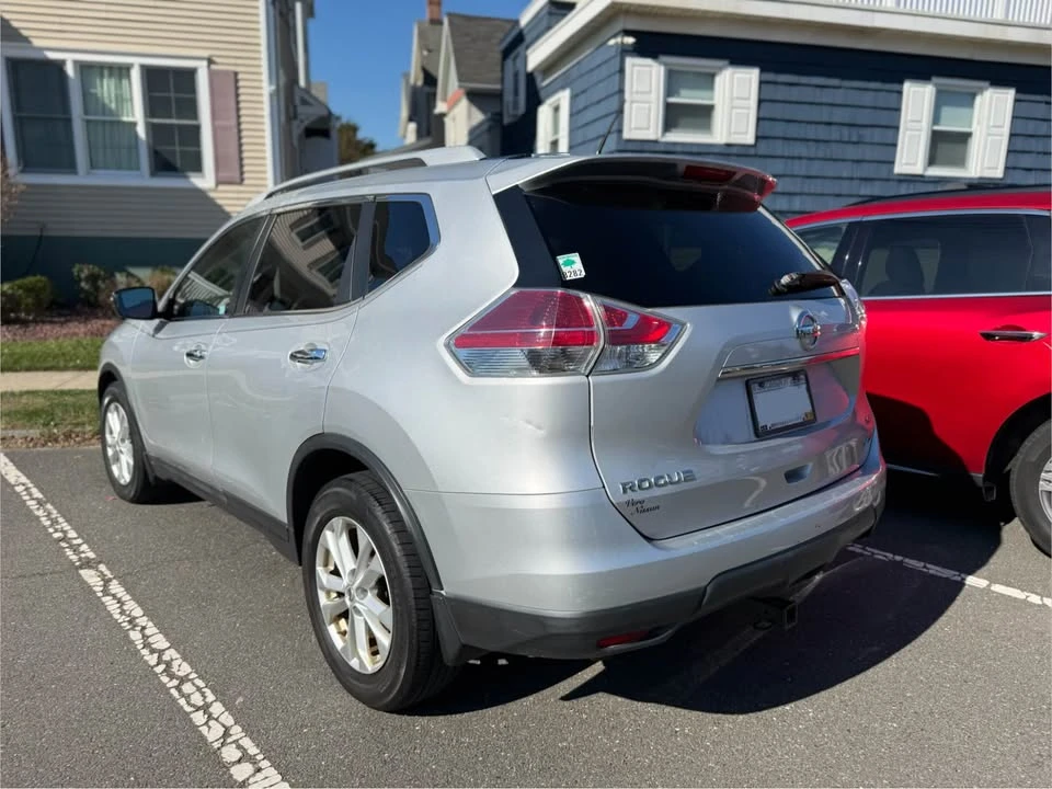 2014 Nissan Rogue - Image 2 of 13