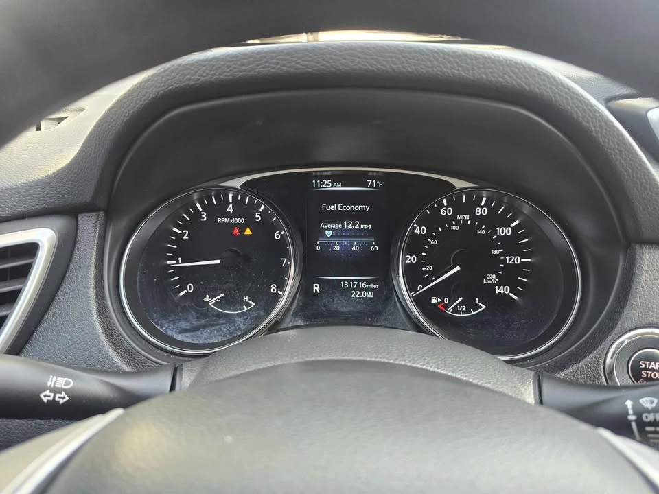 2014 Nissan Rogue - Image 7 of 14