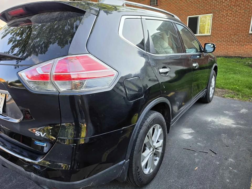 2014 Nissan Rogue - Image 10 of 11