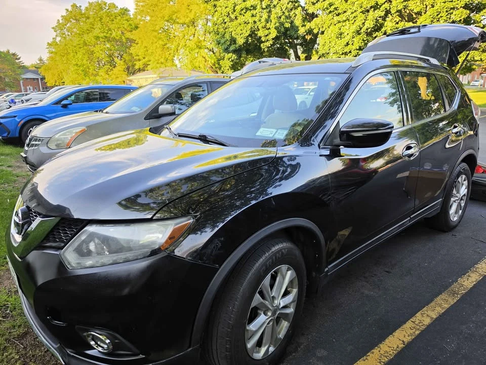 2014 Nissan Rogue - Image 4 of 11