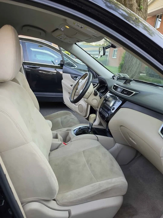 2014 Nissan Rogue - Image 3 of 11