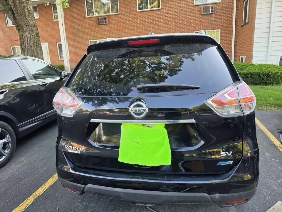 2014 Nissan Rogue - Image 7 of 11