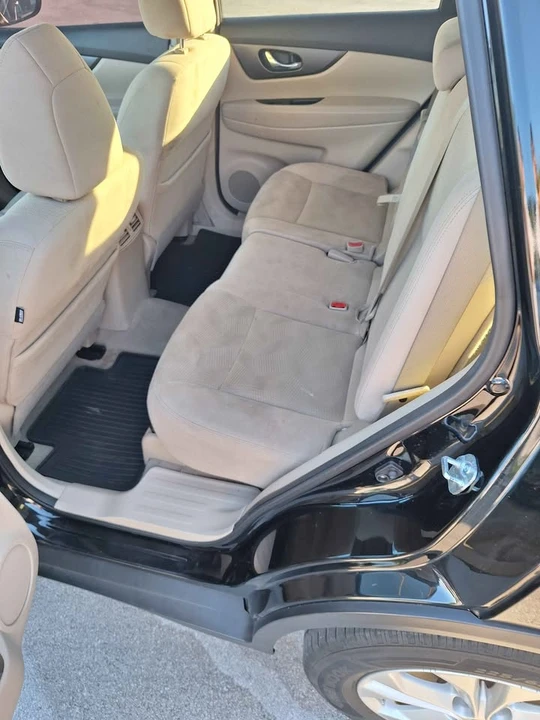 2014 Nissan Rogue - Image 9 of 13
