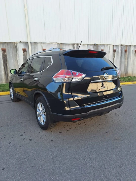 2014 Nissan Rogue - Image 4 of 13