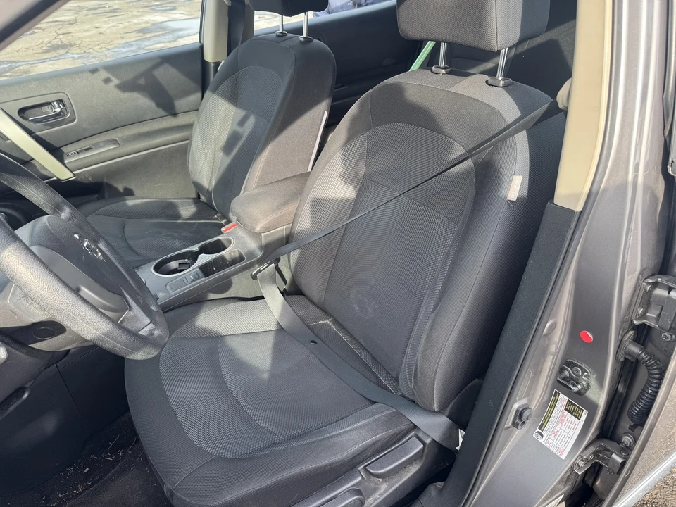 2014 Nissan Rogue - Image 13 of 21