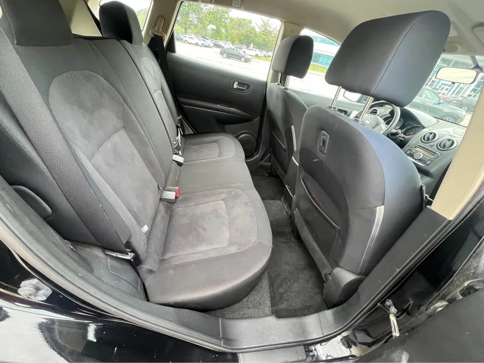2014 Nissan Rogue - Image 13 of 15