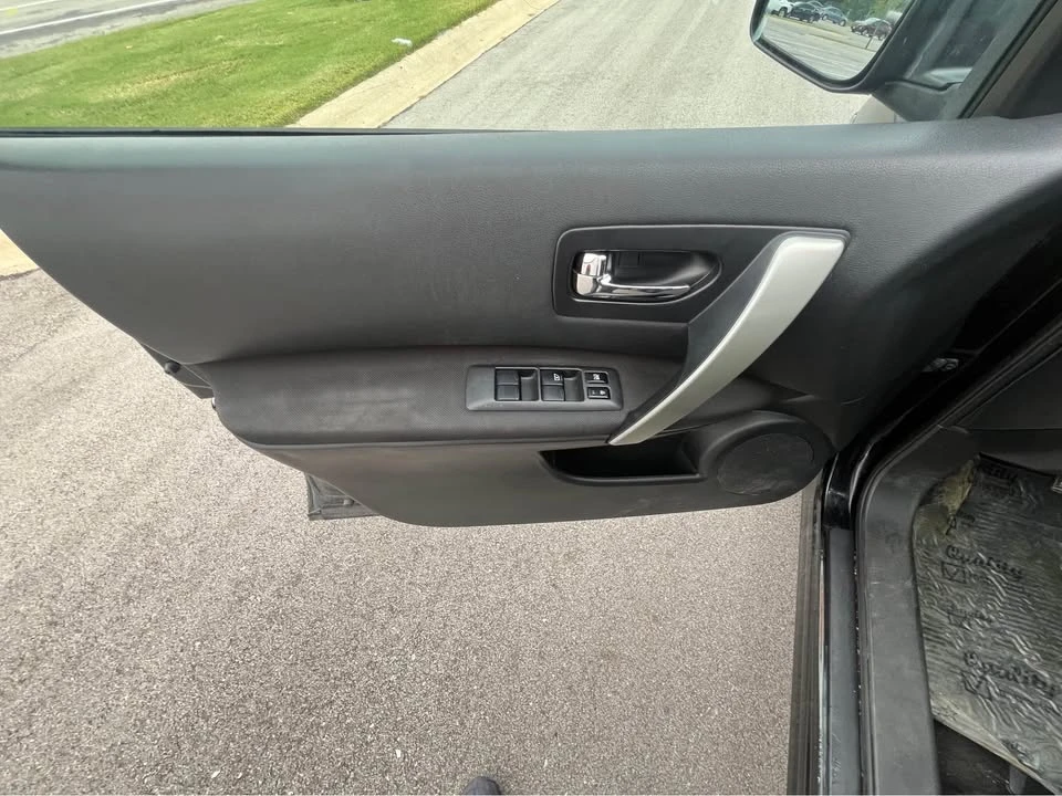 2014 Nissan Rogue - Image 14 of 15