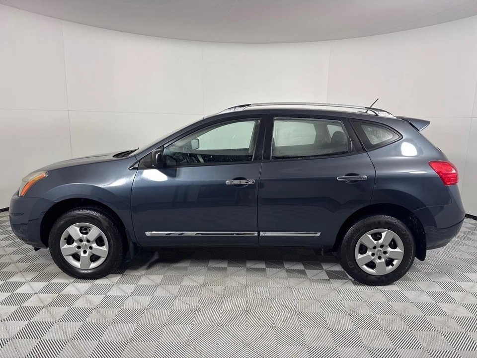 2014 Nissan Rogue - Image 8 of 12
