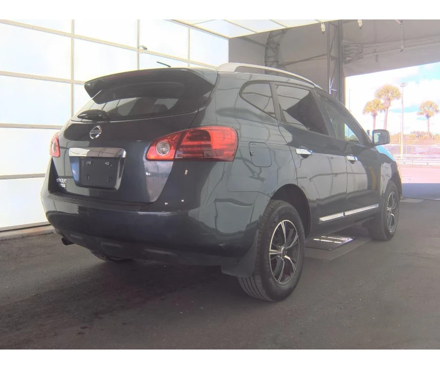 2014 Nissan Rogue - Image 4 of 12