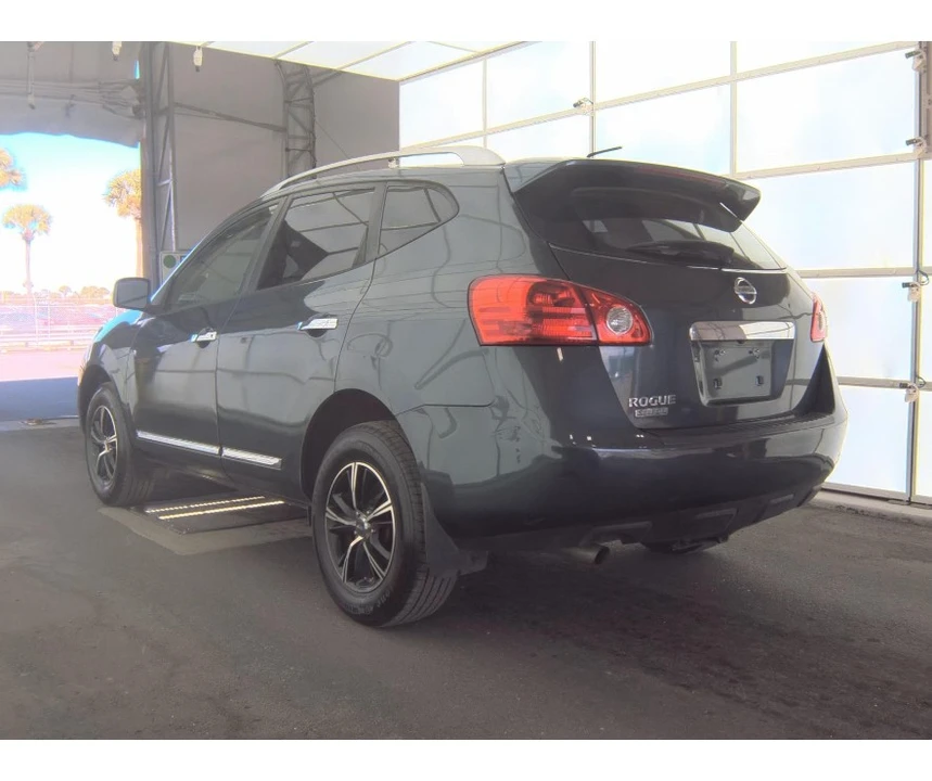 2014 Nissan Rogue - Image 7 of 12