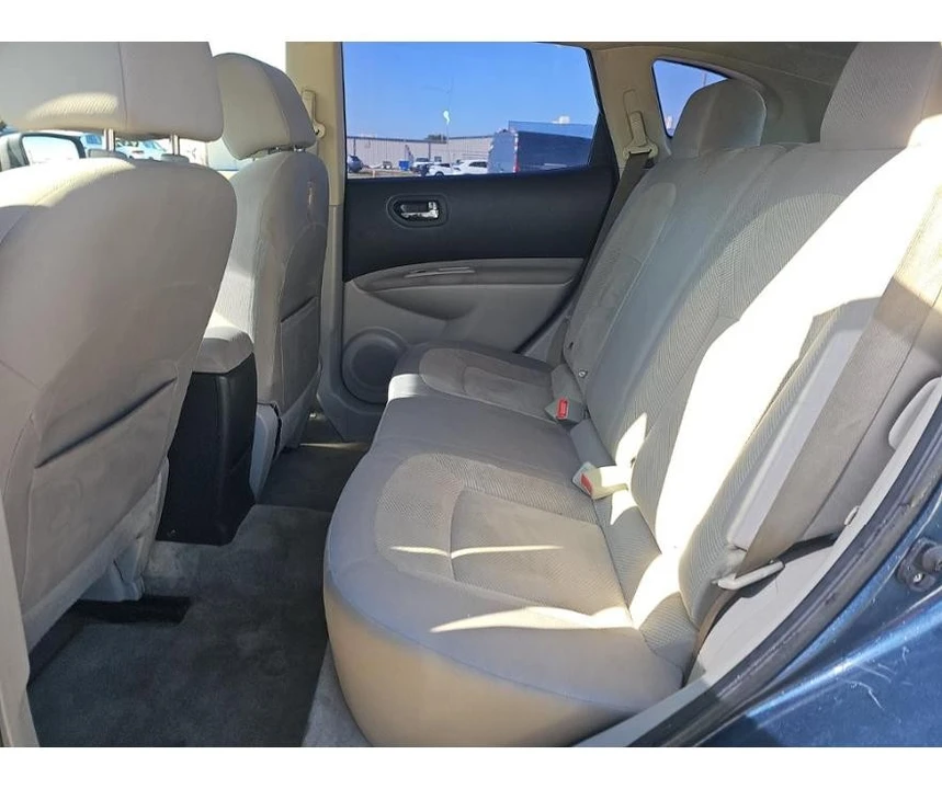 2014 Nissan Rogue - Image 13 of 16