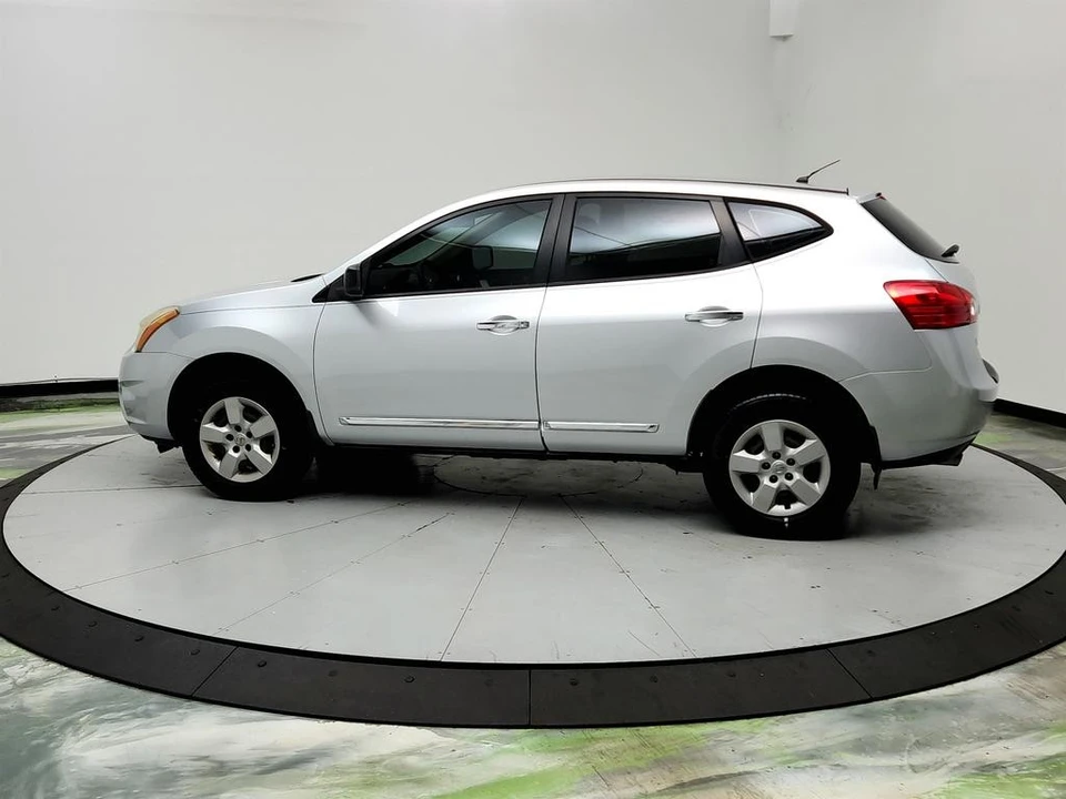 2014 Nissan Rogue - Image 8 of 21