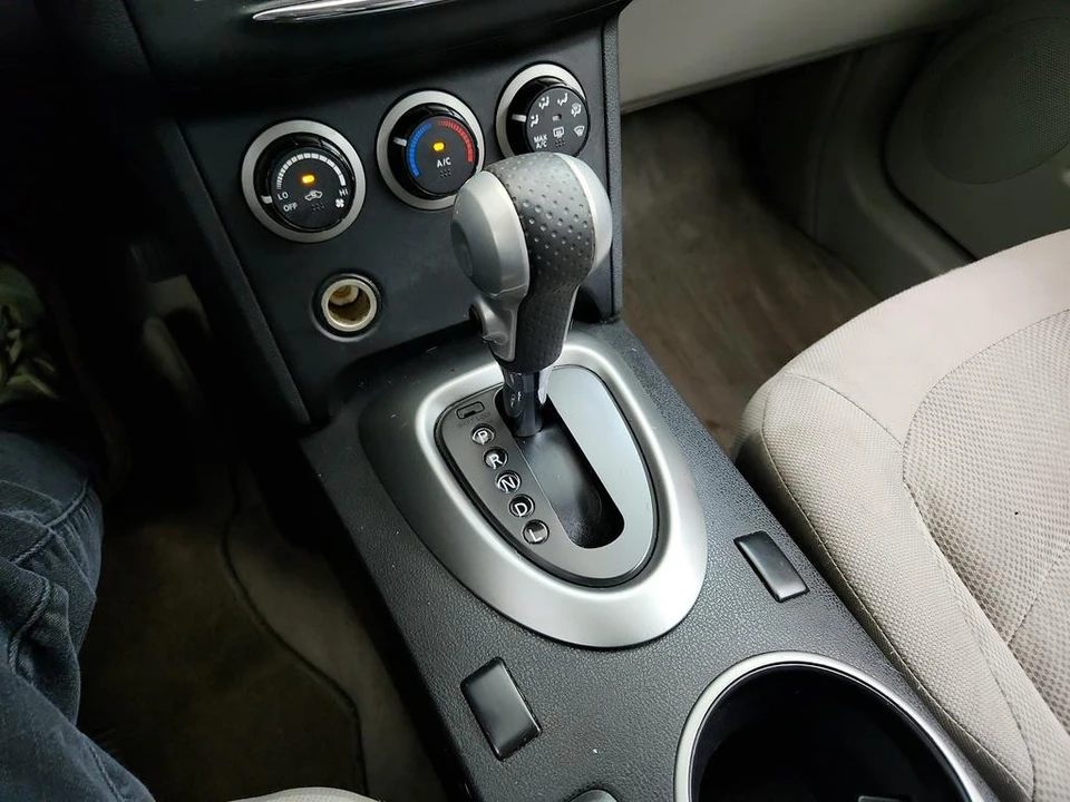 2014 Nissan Rogue - Image 17 of 21