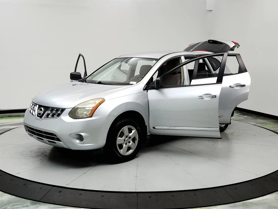 2014 Nissan Rogue - Image 9 of 21