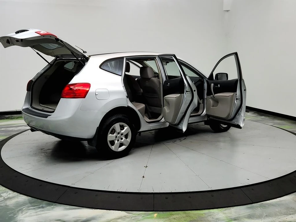 2014 Nissan Rogue - Image 11 of 21