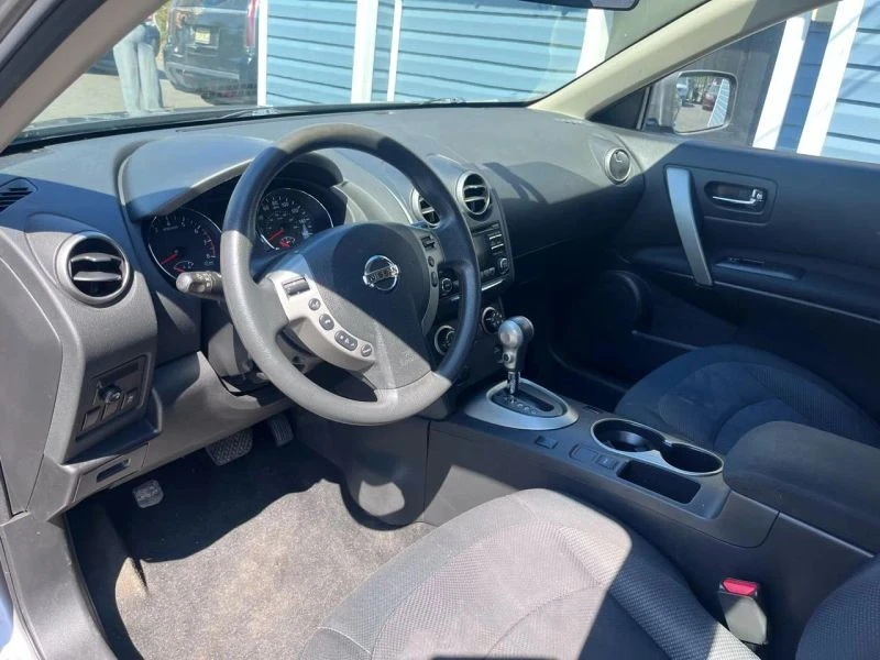 2014 Nissan Rogue - Image 11 of 12
