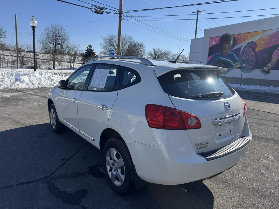 2014 Nissan Rogue - Image 10 of 21