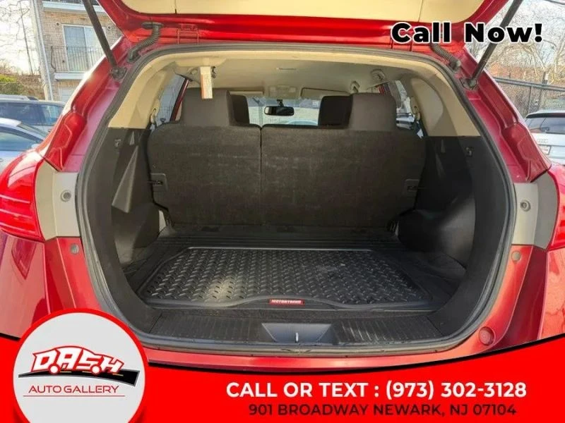 2014 Nissan Rogue - Image 11 of 12