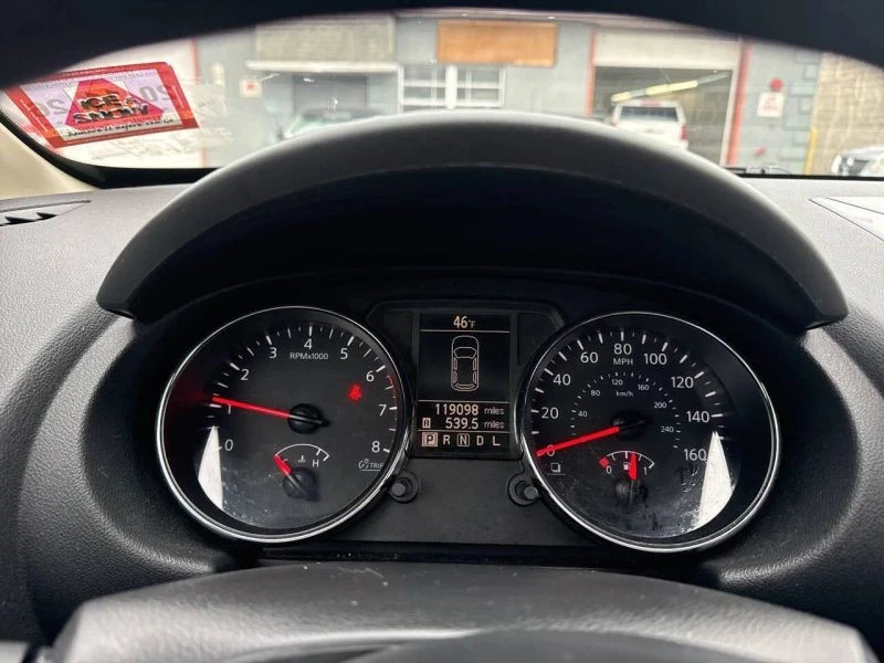 2014 Nissan Rogue - Image 11 of 12