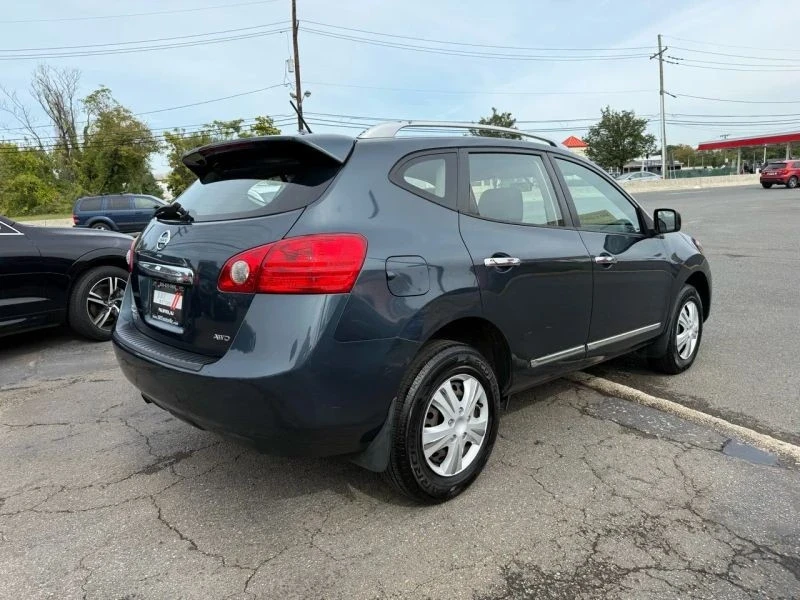 2014 Nissan Rogue - Image 8 of 12