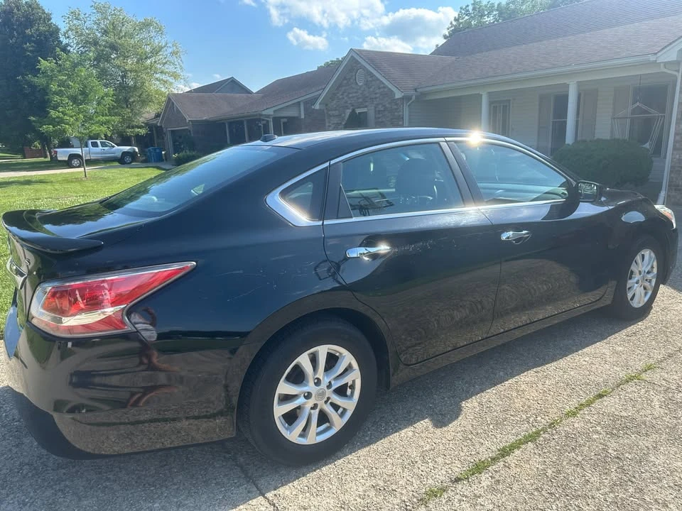 2014 Nissan Sentra 7th Gen - Image 4 of 11