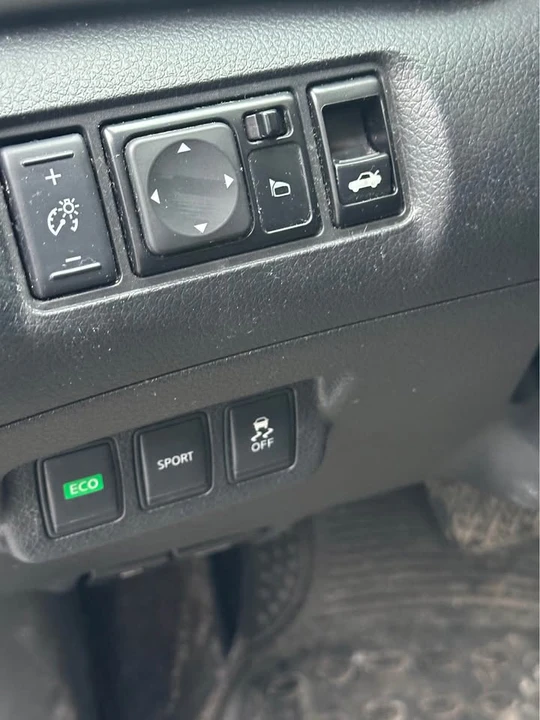 2014 Nissan Sentra 7th Gen - Image 9 of 16