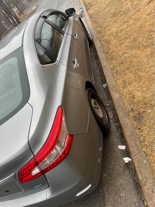 2014 Nissan Sentra 7th Gen - Image 6 of 16