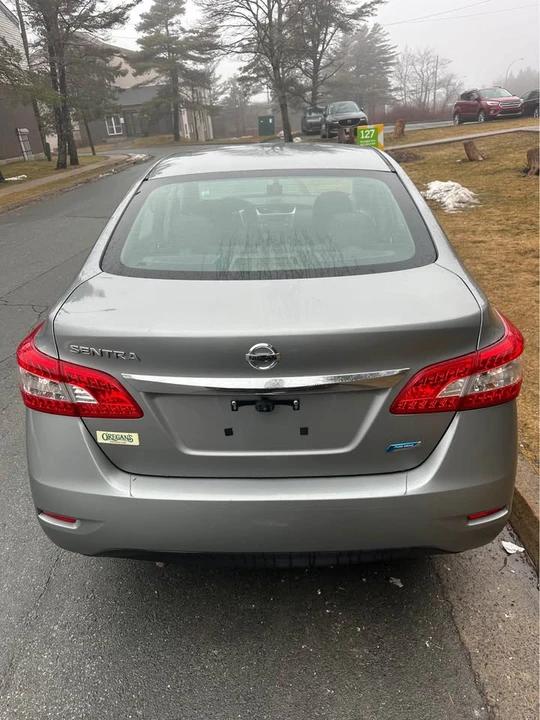 2014 Nissan Sentra 7th Gen - Image 4 of 16