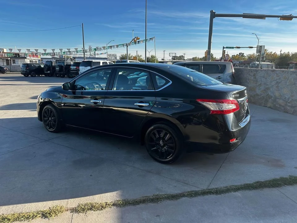 2014 Nissan Sentra 7th Gen - Image 3 of 7