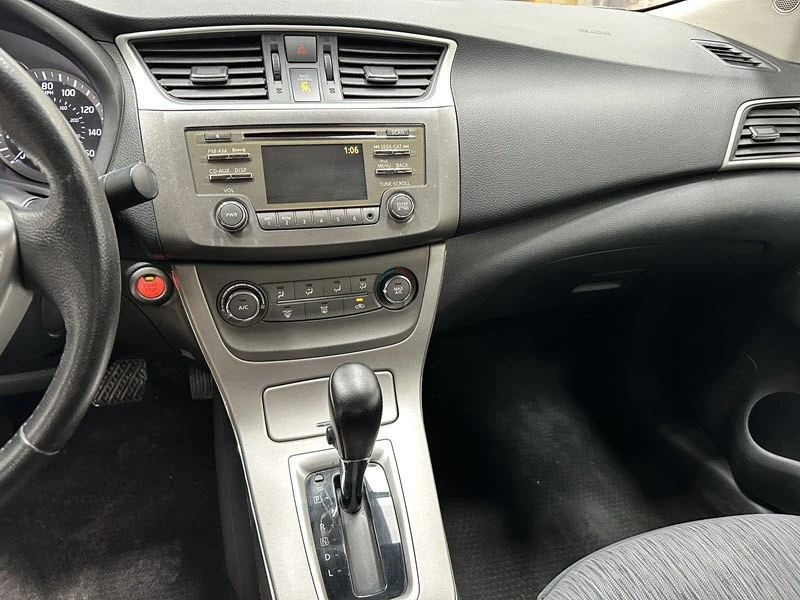 2014 Nissan Sentra 7th Gen - Image 9 of 21